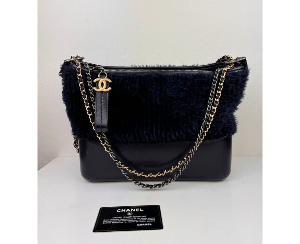 CHANEL Navy Blue Shearling Gabrielle Leather Chain Strap Crossbody Bag Medium